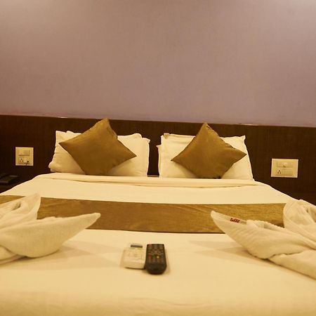 Hotel Pride Inn Ширди Экстерьер фото