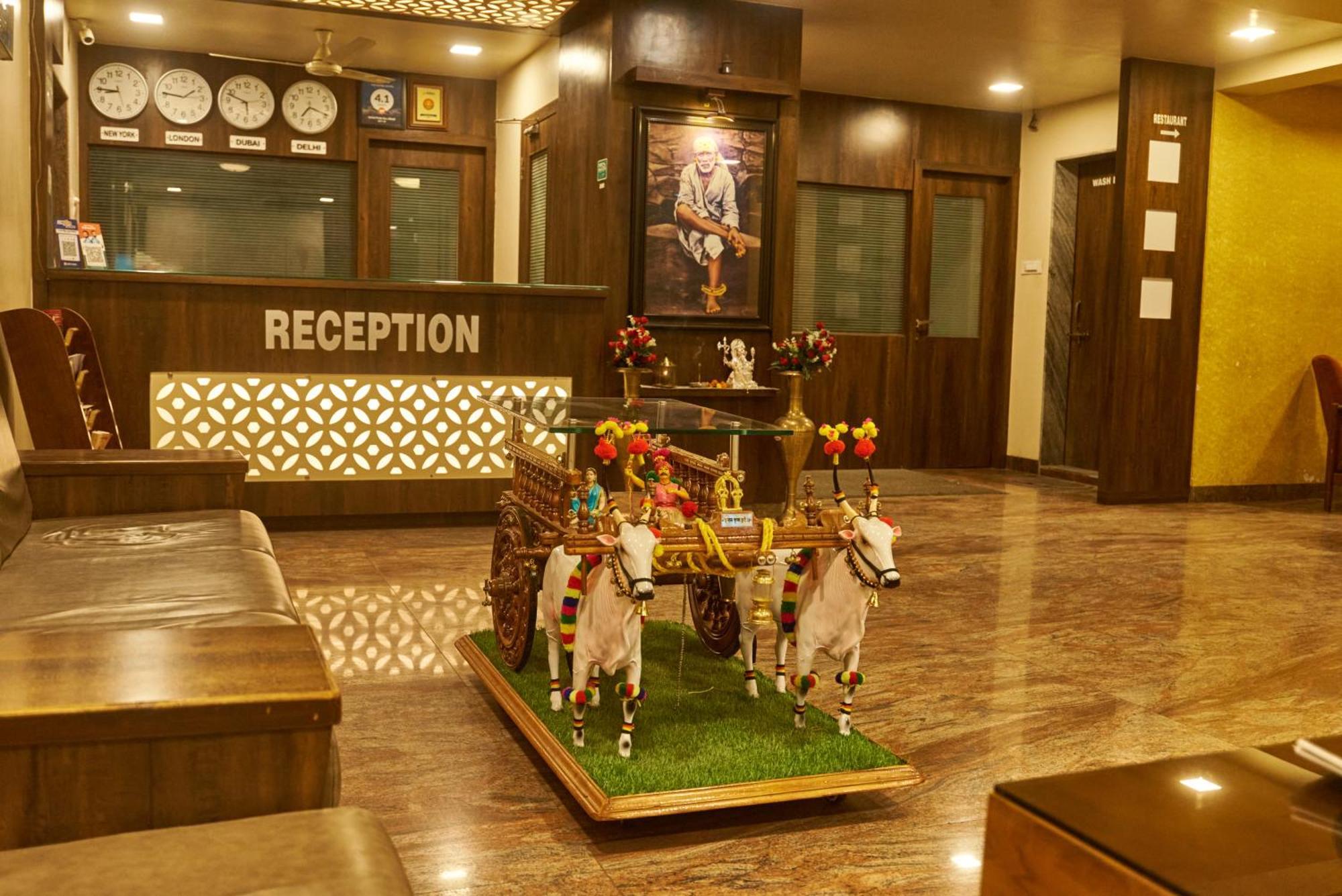 Hotel Pride Inn Ширди Экстерьер фото